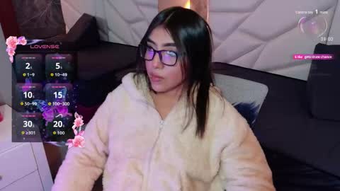 Snapshot of aysel_27 chatting on 25, 9, 2025 Aysel online show from 25, 9, 2025
