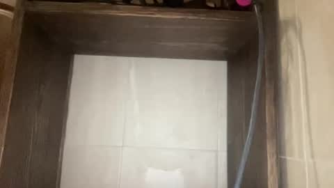 Snapshot of ayshekisskitty chatting on 6, 1, 2025 ViktoranMary online show from 6, 1, 2025