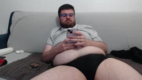 Azer online show from 12, 11, 2025