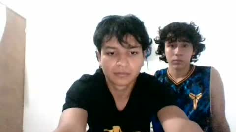 Snapshot of azul_quin chatting on 5, 8, 2026 azul_quin online show from 5, 8, 2026