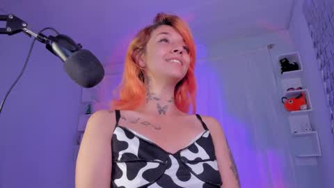 Snapshot of azumi_saan chatting on 9, 1, 2025 azumi saan online show from 9, 1, 2025