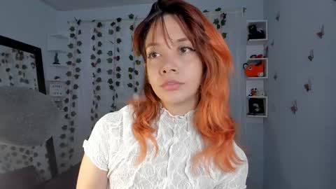 Snapshot of azumi_saan chatting on 18, 9, 2025 azumi saan online show from 18, 9, 2025