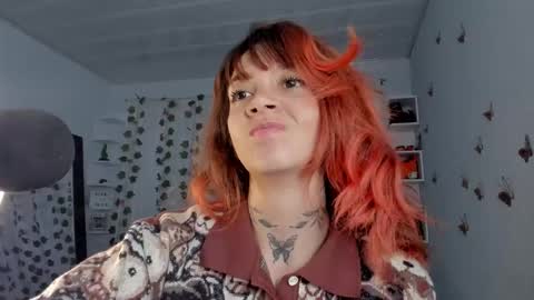 Snapshot of azumi_saan chatting on 13, 10, 2025 azumi saan online show from 13, 10, 2025