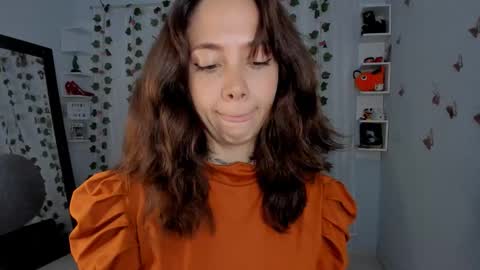 Snapshot of azumi_saan chatting on 5, 11, 2025 azumi saan online show from 5, 11, 2025