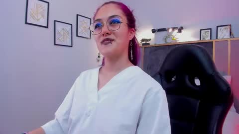 Snapshot of azurra_amatto2 chatting on 1, 5, 2026 Azurra online show from 1, 5, 2026