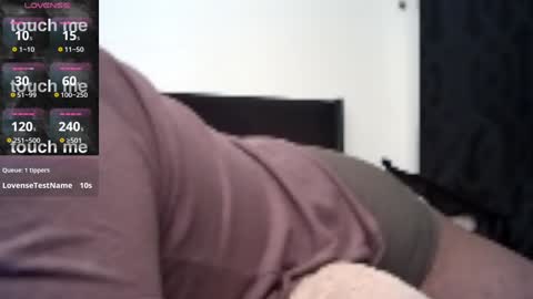 Snapshot of azzlikemine chatting on 24, 12, 2024 cjae online show from 24, 12, 2024