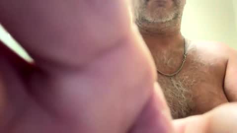 Snapshot of b0012 chatting on 3, 3, 2025 B00123 online show from 3, 3, 2025