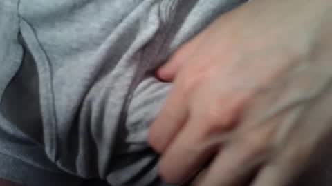 Snapshot of b4dman_ chatting on 7, 10, 2025 OneHitWonderr online show from 7, 10, 2025