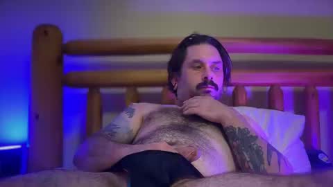 Snapshot of b4nkshot765 chatting on 14, 10, 2025 bry online show from 14, 10, 2025