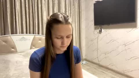 Anny Simpson online show from 9, 10, 2025