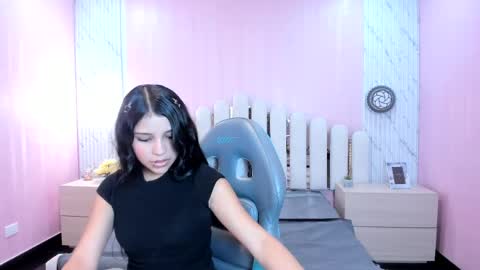 Snapshot of babe_vennus chatting on 20, 4, 2026 Venus online show from 20, 4, 2026