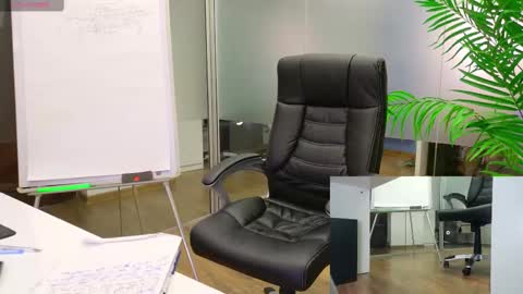 Olivia and Lexi online show from 27, 2, 2025