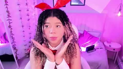 baby__kitty_ online show from 17, 11, 2025