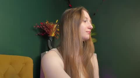 Snapshot of baby_annn chatting on 22, 4, 2026 Ann online show from 22, 4, 2026