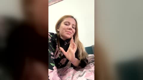 Baby Blonde online show from 17, 4, 2026