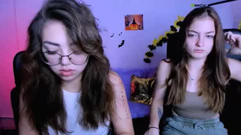 Snapshot of baby_hotte chatting on 6, 11, 2025 baby online show from 6, 11, 2025