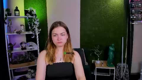 Snapshot of baby_hotte chatting on 11, 6, 2026 baby online show from 11, 6, 2026