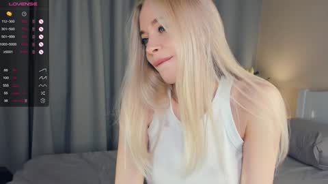 Snapshot of baby_is_ready chatting on 20, 12, 2024 Emily online show from 20, 12, 2024