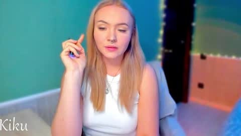 Snapshot of baby_kiku chatting on 13, 11, 2025 Heyy Im Kikuuu Im so energetic Catch my vibe online show from 13, 11, 2025