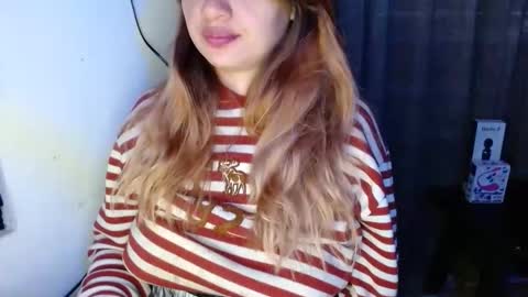 Snapshot of baby_lorenxs chatting on 23, 10, 2025 baby_lorenxs online show from 23, 10, 2025