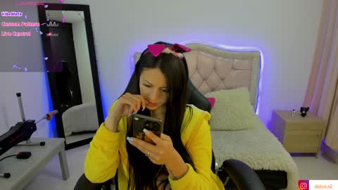 Snapshot of baby_love03 chatting on 24, 1, 2025 Dulce Stefa online show from 24, 1, 2025