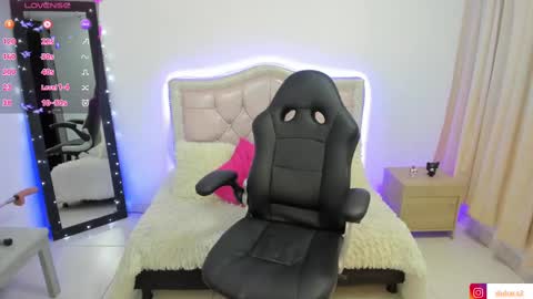 Snapshot of baby_love03 chatting on 20, 2, 2025 Dulce Stefa online show from 20, 2, 2025