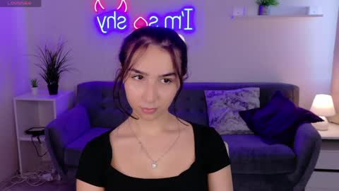 Snapshot of baby_miira chatting on 8, 6, 2026 Mira online show from 8, 6, 2026