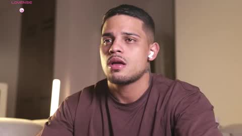 Snapshot of baby_rausch chatting on 20, 12, 2025 baby_rausch online show from 20, 12, 2025