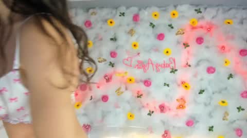 Snapshot of babyaylin chatting on 31, 1, 2025 Aylin  online show from 31, 1, 2025