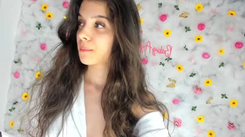 Snapshot of babyaylin chatting on 26, 2, 2025 Aylin  online show from 26, 2, 2025