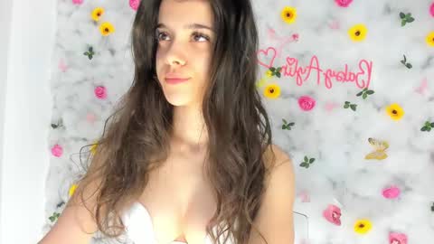 Snapshot of babyaylin chatting on 27, 2, 2025 Aylin  online show from 27, 2, 2025