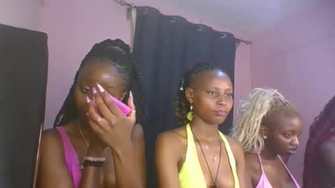 Snapshot of babybrown20 chatting on 14, 5, 2026 babybrown online show from 14, 5, 2026