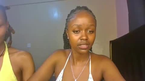 Snapshot of babybrown20 chatting on 18, 5, 2026 babybrown online show from 18, 5, 2026