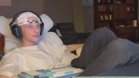Big cock boy online show from 11, 1, 2025