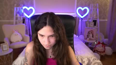 Sasha online show from 4, 3, 2025