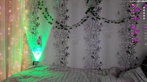 Snapshot of babyfoxyy chatting on 15, 12, 2024 maddy online show from 15, 12, 2024