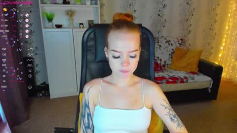 Snapshot of babyfoxyy chatting on 29, 12, 2024 maddy online show from 29, 12, 2024