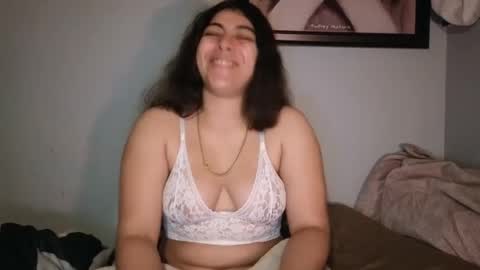 Snapshot of babygotbackends chatting on 27, 9, 2025 BabyGotBackends online show from 27, 9, 2025