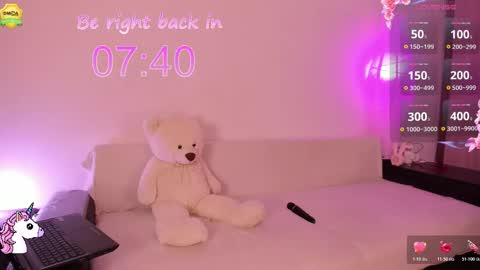 Snapshot of babyuniporn chatting on 1, 12, 2025 Eva online show from 1, 12, 2025