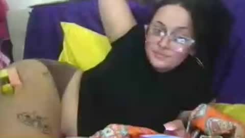 babyyky online show from 15, 7, 2026