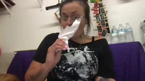 babyyky online show from 20, 7, 2026
