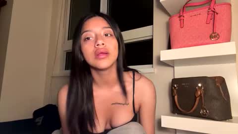 Snapshot of babyynaughty chatting on 24, 9, 2025 babyynaughty online show from 24, 9, 2025