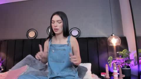 Snapshot of bad__girll_ chatting on 31, 5, 2026 bad__girll_ online show from 31, 5, 2026