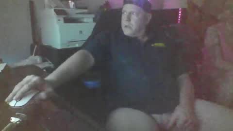 bad_boy4u2abuse online show from 24, 4, 2026