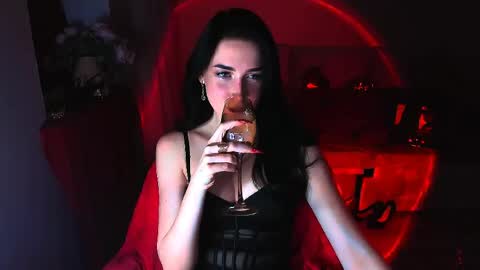 Miss Desire...do you remember online show from 19, 4, 2026