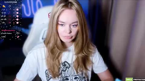 Snapshot of bad_girl009 chatting on 15, 9, 2025 Lin online show from 15, 9, 2025