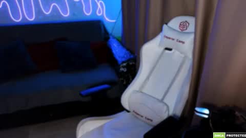 Snapshot of bad_girl009 chatting on 6, 10, 2025 Lin online show from 6, 10, 2025