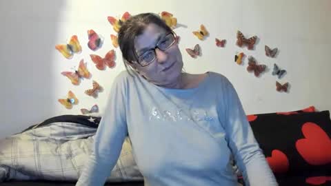 Snapshot of badgg chatting on 18, 2, 2025 Gina online show from 18, 2, 2025