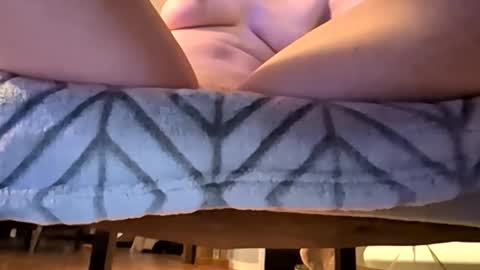 Snapshot of badgirlsclub1029 chatting on 27, 11, 2025 badgirlsclub1029 online show from 27, 11, 2025