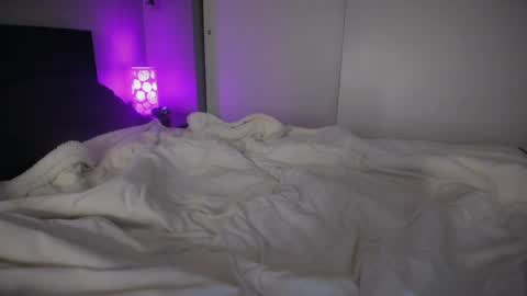 Snapshot of badgrljade chatting on 8, 5, 2026 Jade online show from 8, 5, 2026